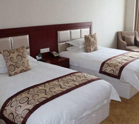 Ramada Shanghai Minhang Eksteriør billede