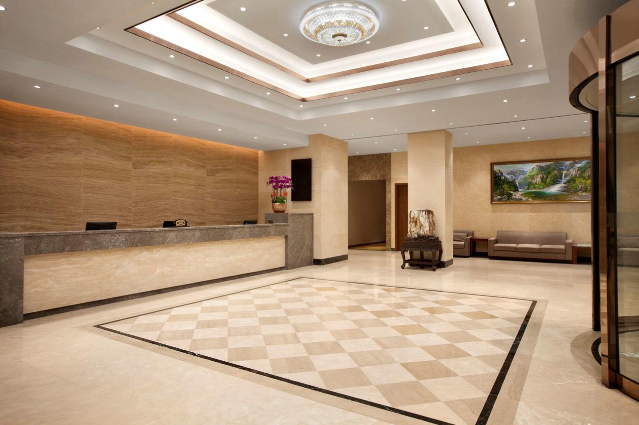 Ramada Shanghai Minhang Eksteriør billede